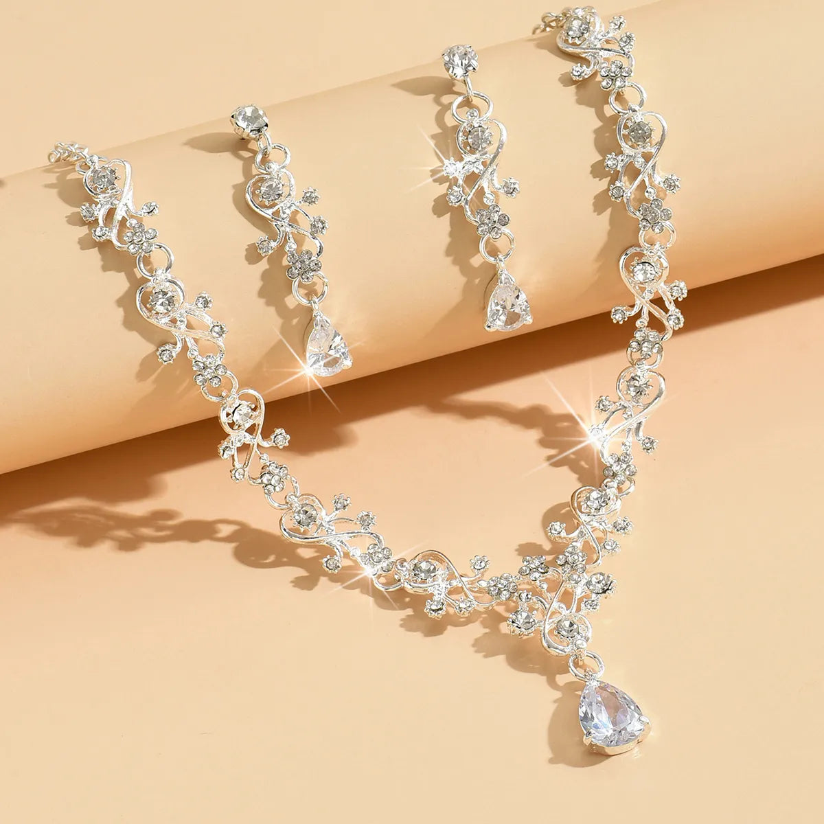 3pcs women's fashionable jewelry set with rhinestones, zircon